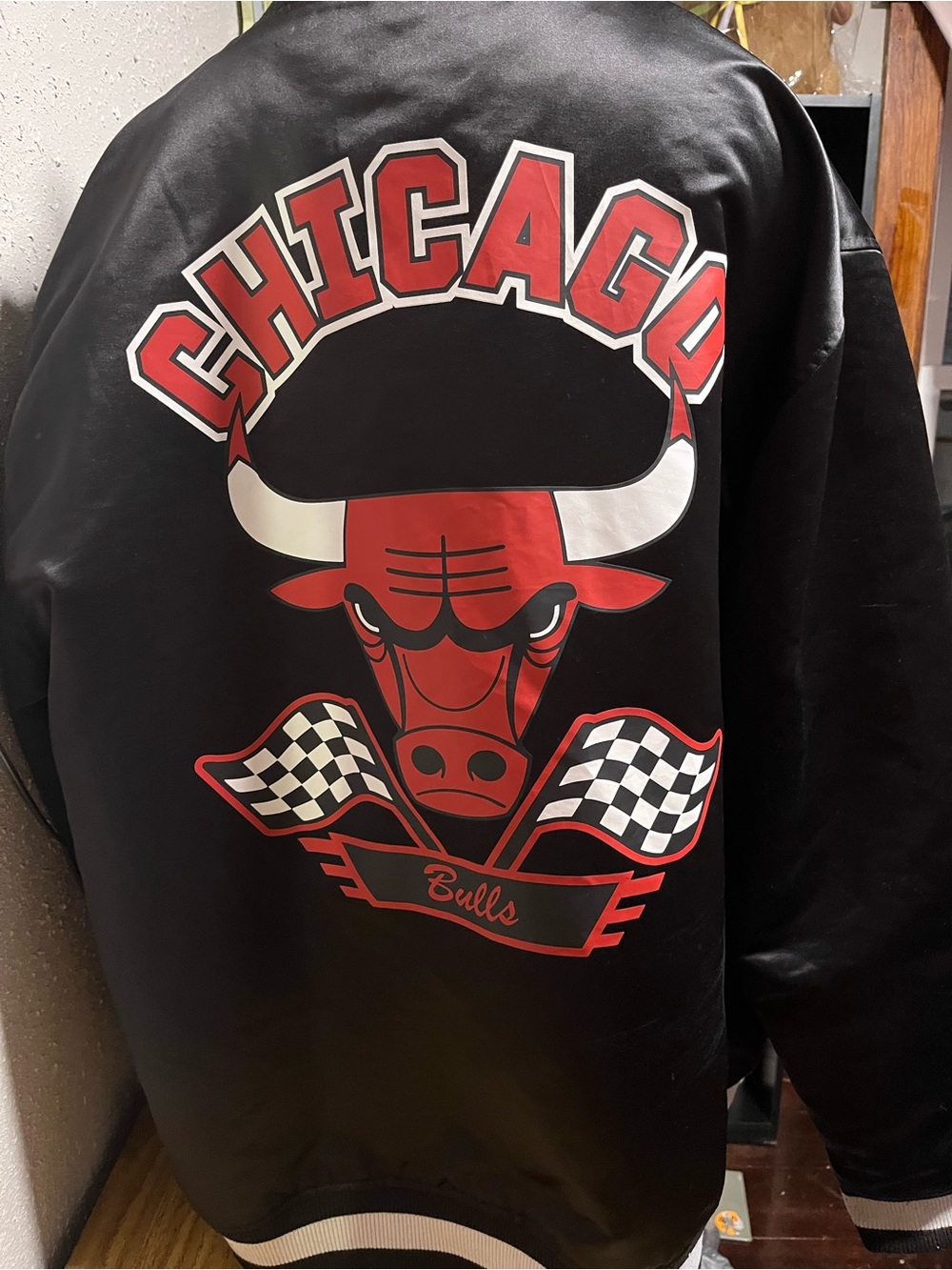 New Era Black and Red Chicago Bulls Varsity Jacket - Picture 5 of 6